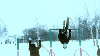 легкие элементы на турнике , а также приколы ;))) легкие элементы на турнике , а также приколы ;)))