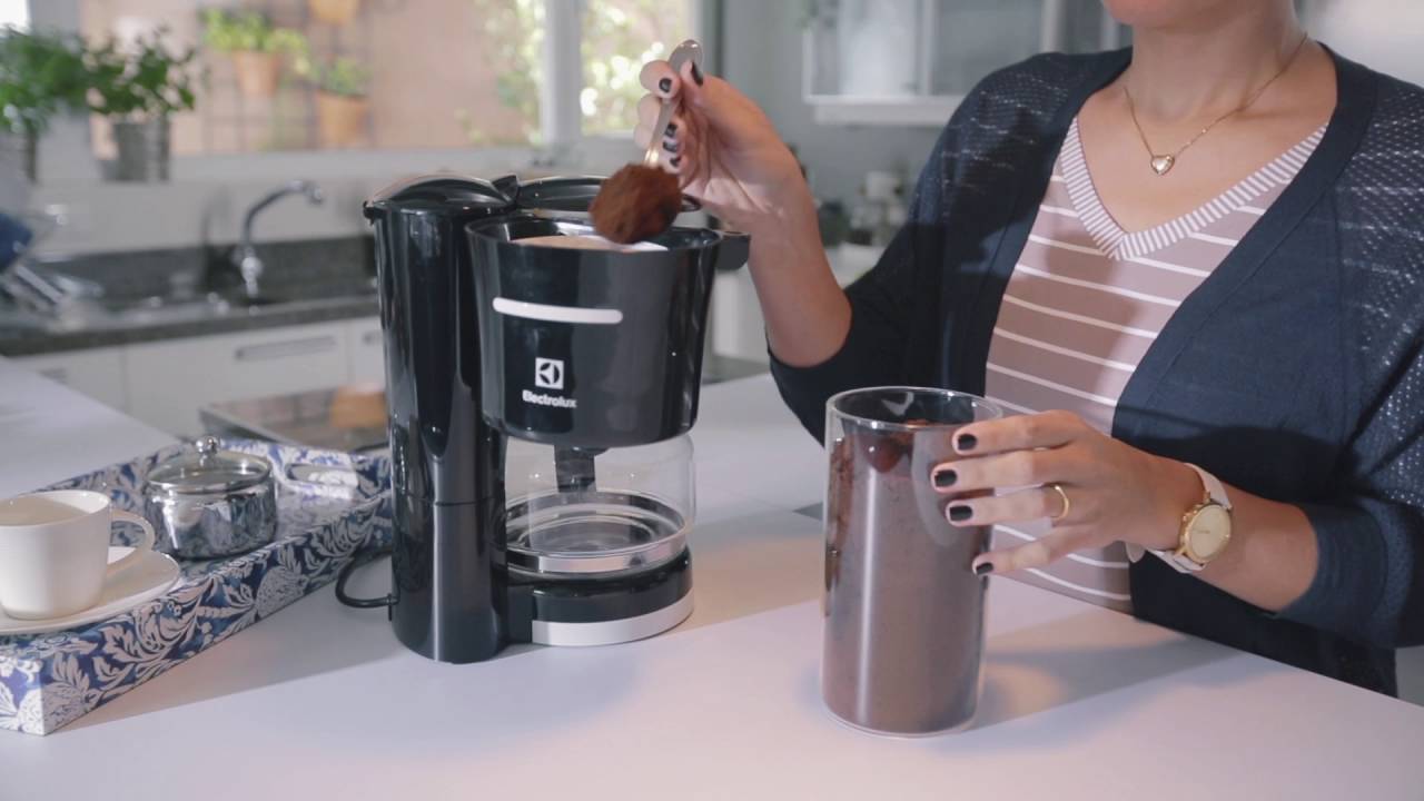 CAFETERA ELECTROLUX EASYLINE 12 TAZAS – electroecuador