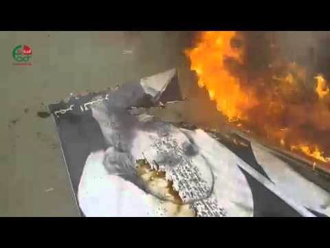 نشامي المفرق يحرقون العلم الايراني