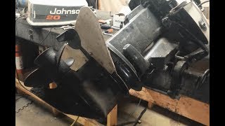 How To Remove 20, 25, 30, 35 HP Outboard Lower Unit / Gearcase