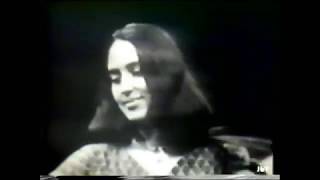 JOAN BAEZ hilarious  Live 1963