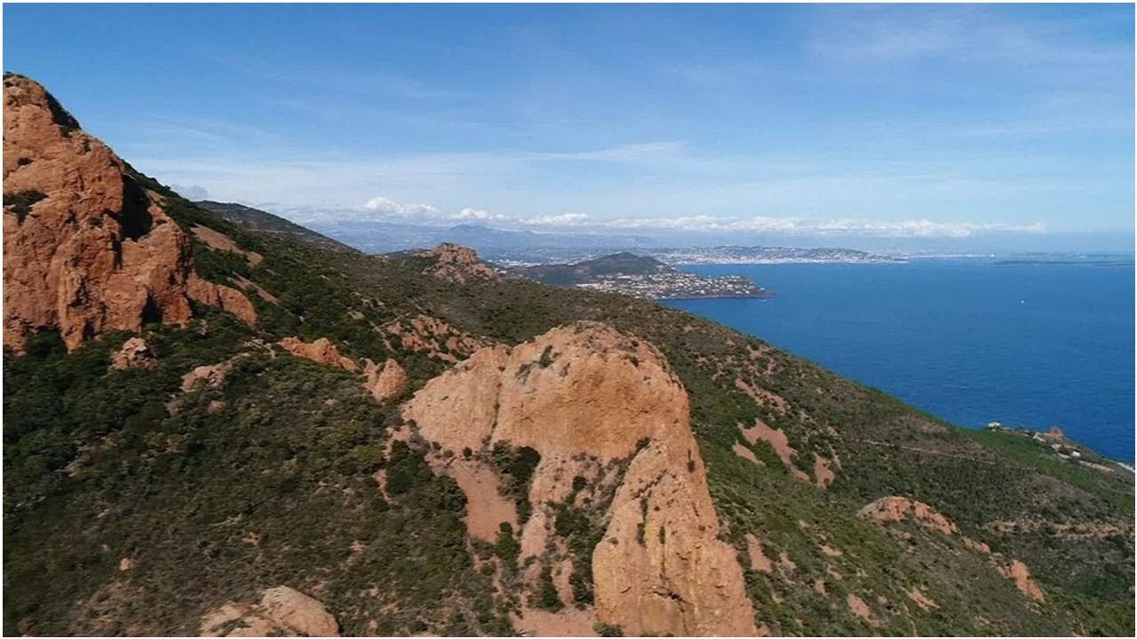 You are here - Rugged and red: France's Esterel mountains
