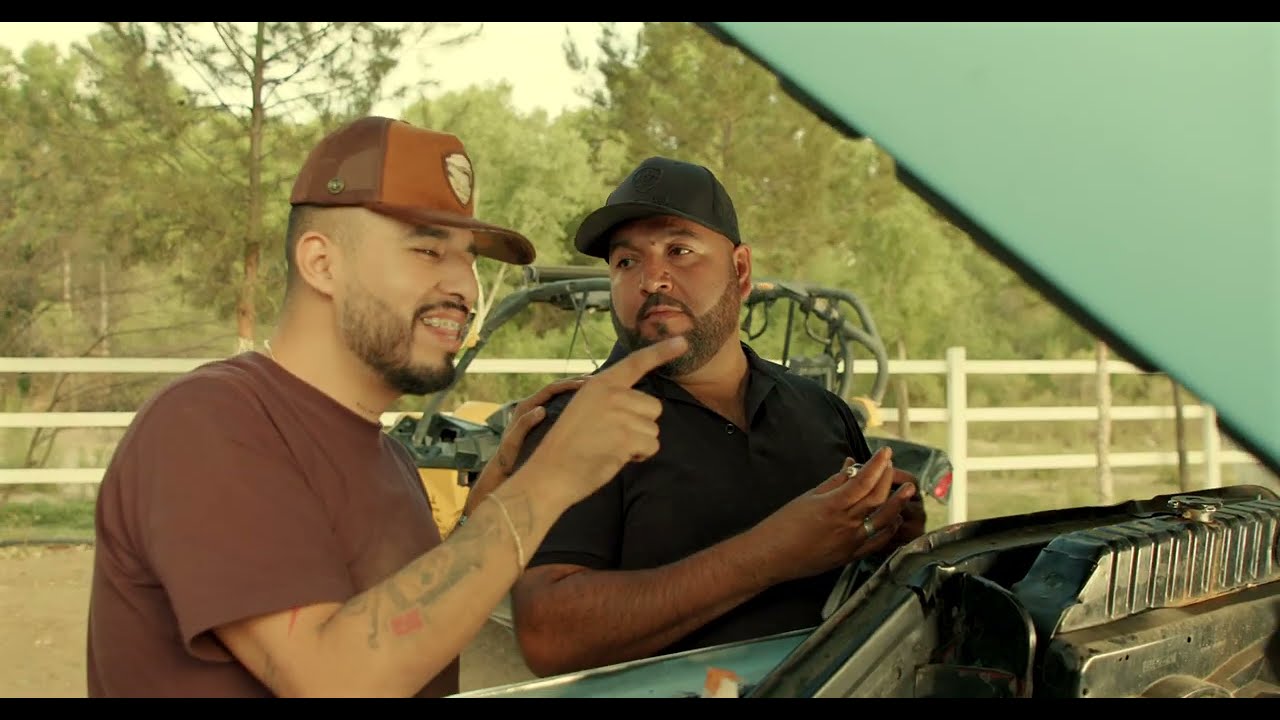 Traviezoz De La Zierra & Meño Segovia - El Señor De Los Cigarros (Video Oficial)TDLZRecords