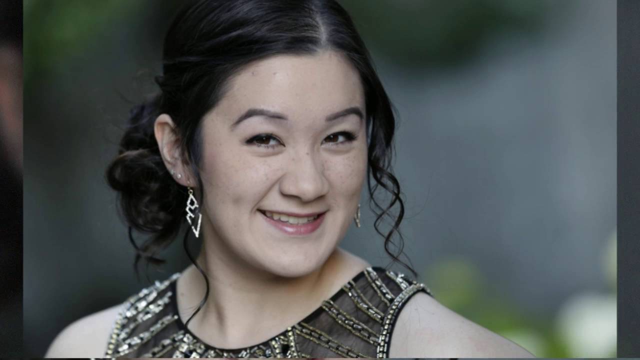 Kourtnie - Abbotsford Grad Photographer - photoart by simpson