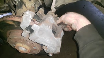 Renault clio 4 how to change front brake pads