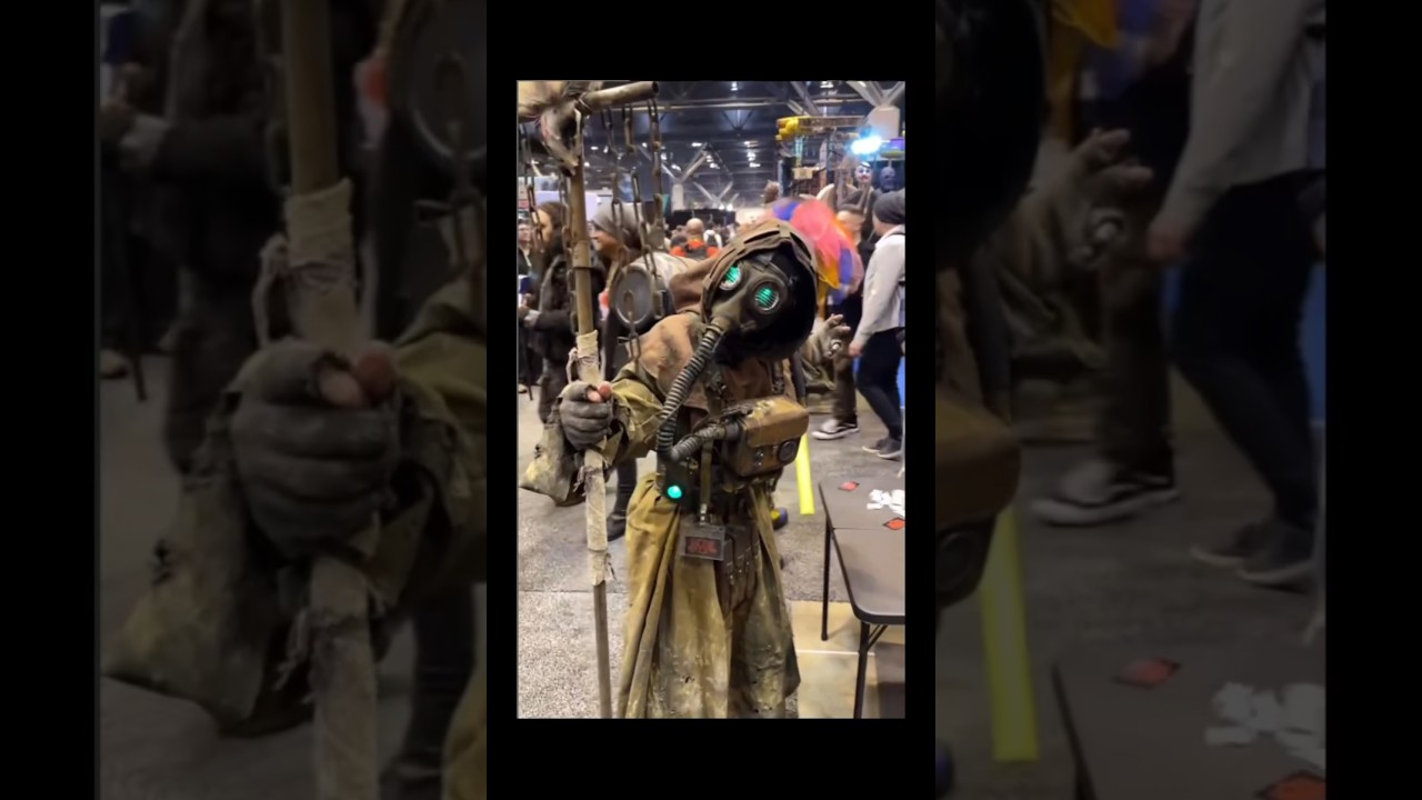 These costumes are insane! Wow! 😱 #shorts #shortsfeed #cosplay