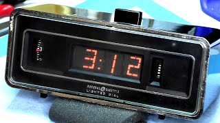 1975 GE Clock With A Display Twist