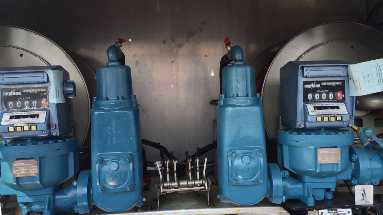 2010 International 4300 with a 2800x4 Alum Tank Fuel Truck - Stock# 109289