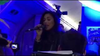 Nicole scherzinger covers Never Give Up by Sia on plane