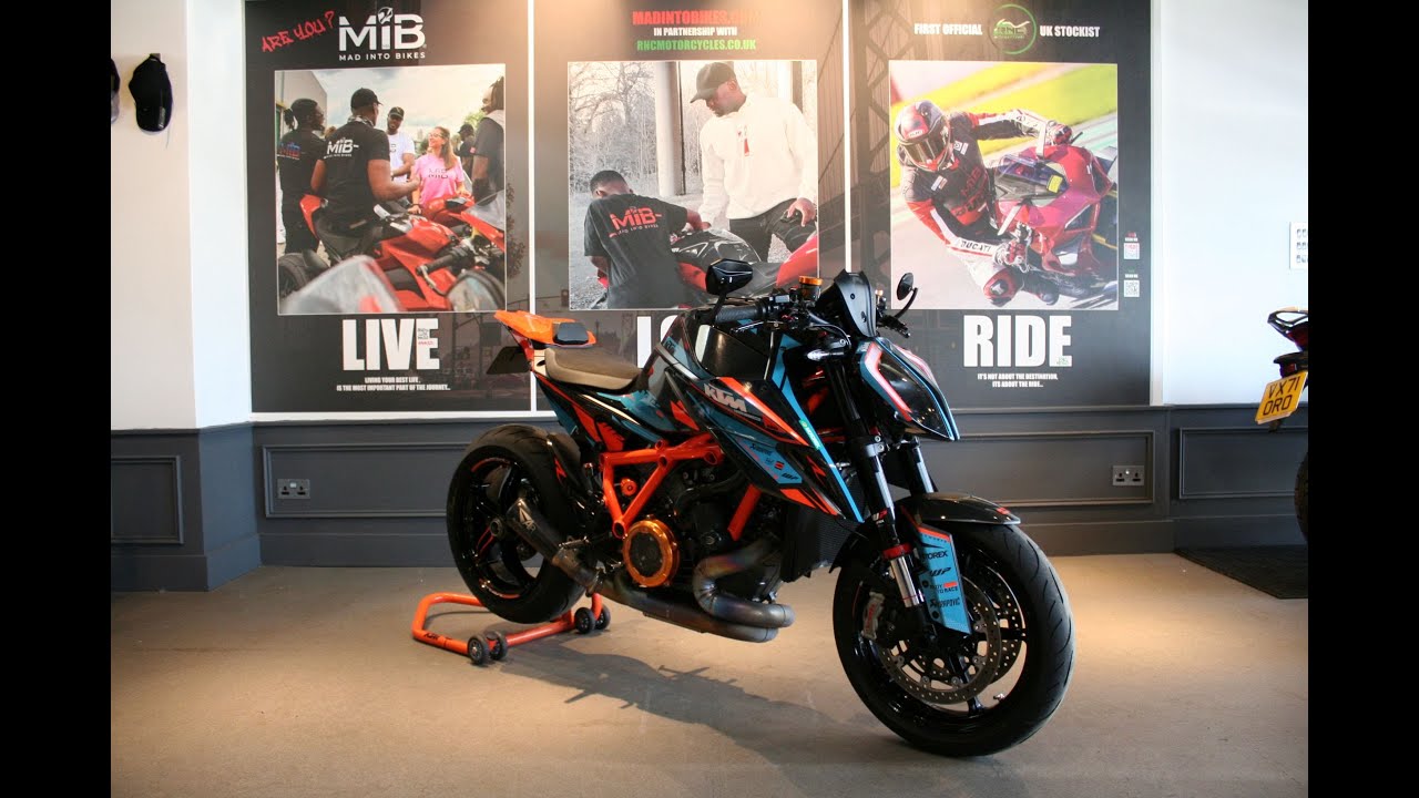 2021 KTM 1290 Super Duke R with Austin Racing exhaust walk around video ...
