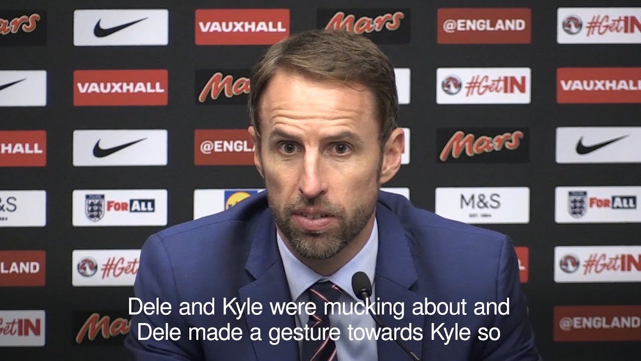 Dele Rude Gareth Southgate On Dele Alli's Rude Finger Gesture - YouTube
