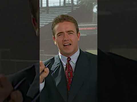 No crowd, no headgear for Coach Corso 😂 (📍@HomeDepot)