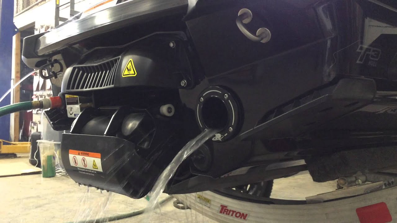 Sea Doo Rxp X 260 >> Riva Rear Thru-hull Exhaust RXP-X 260 - YouTube Sea Doo Rxp X 260 >> Riva Rear Thru-hull Exhaust RXP-X 260 - YouTube