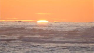 Sunset green flash (and blue and violet!!) 4K to 1080 slo-mo