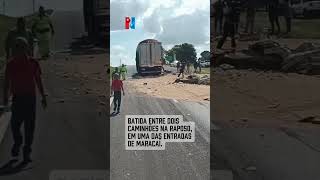 Dois caminhões se envolveram em um acidente na Rodovia Raposo Tavares, em Maracaí