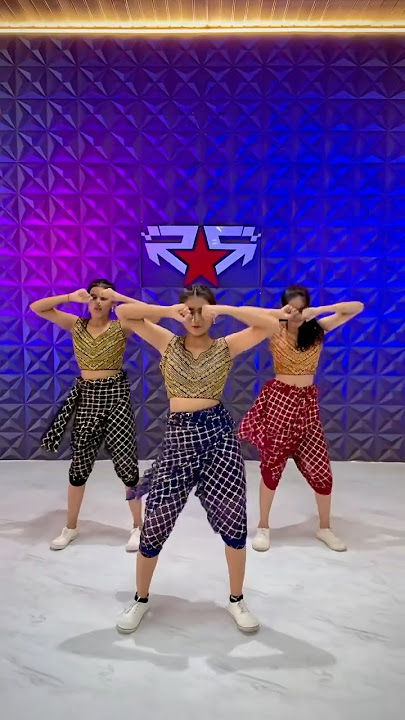 Radu Nako Bala | Marathi Mix | Dance by Rising Stars #youtubeshorts #dance