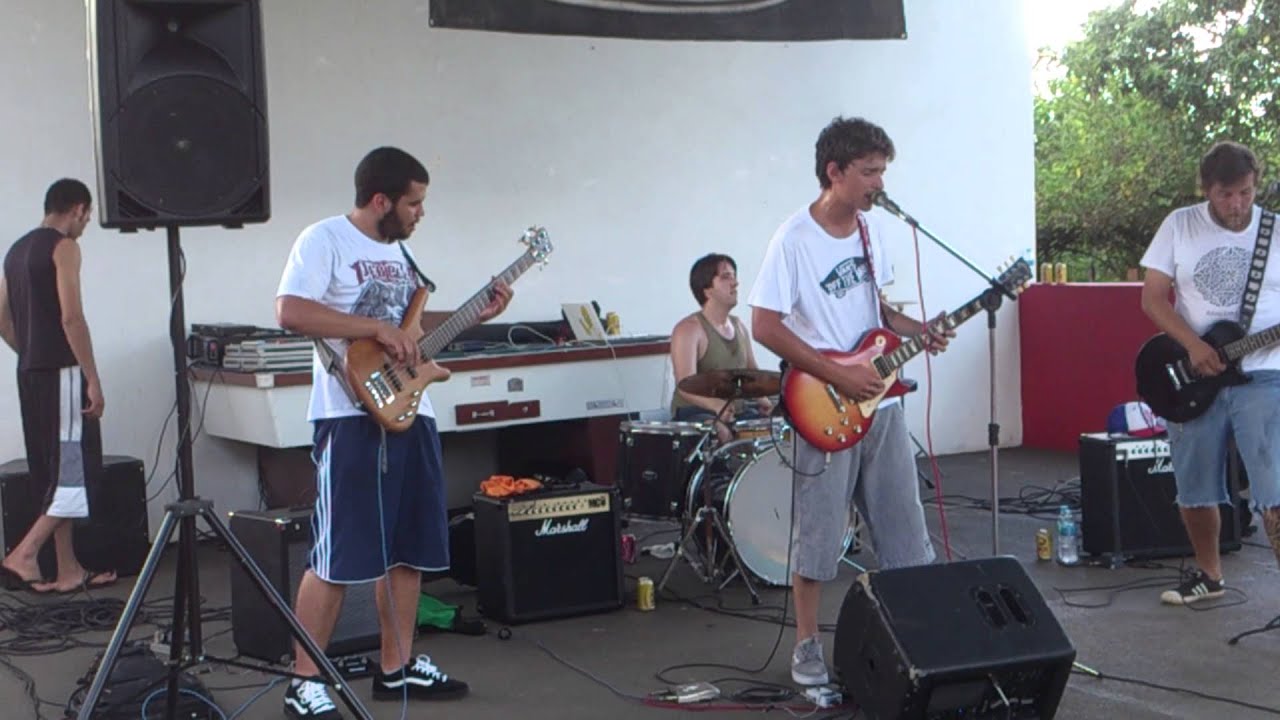Metrofire - Above me (Cover da banda Rufio) - YouTube