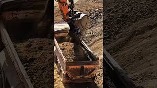 Liebherr 945 Excavator Loading Overburden to 4-Axle Truck! 💪🔥 #earthmoving #heavyequipment