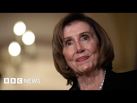 Nancy Pelosi stands down as US House Democratic leader – BBC News