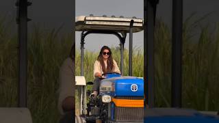 Girls vs 🫅boys 🧒best tractor 🚜 drive in india viral video !🤯🦁#viral #ytshorts #shorts #tractor
