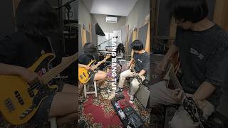 A New Sound Is Approachingstay Closebang Bang Tut  Slank easterngangster indie newsingle