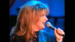 trisha yearwood - xxx's and ooo's (an american girl) [live]