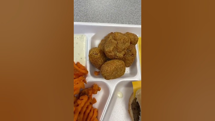 Eating what my students eat for lunch! | Mrs. Woolley in 5th #shorts  #teacher
