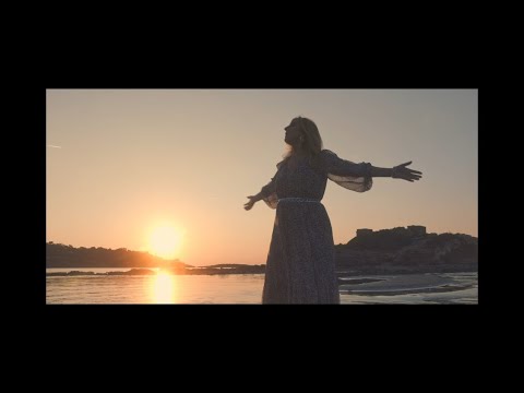 Το φεγγαράκι τραγουδά/ Στέλλα καρύδα/Nikos Oikonomidis|Official Music Video