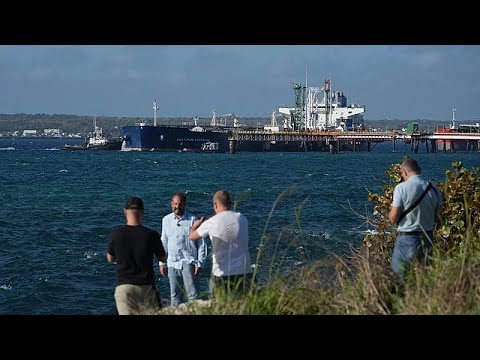 Куба получила нефть из России. Трамп не против
