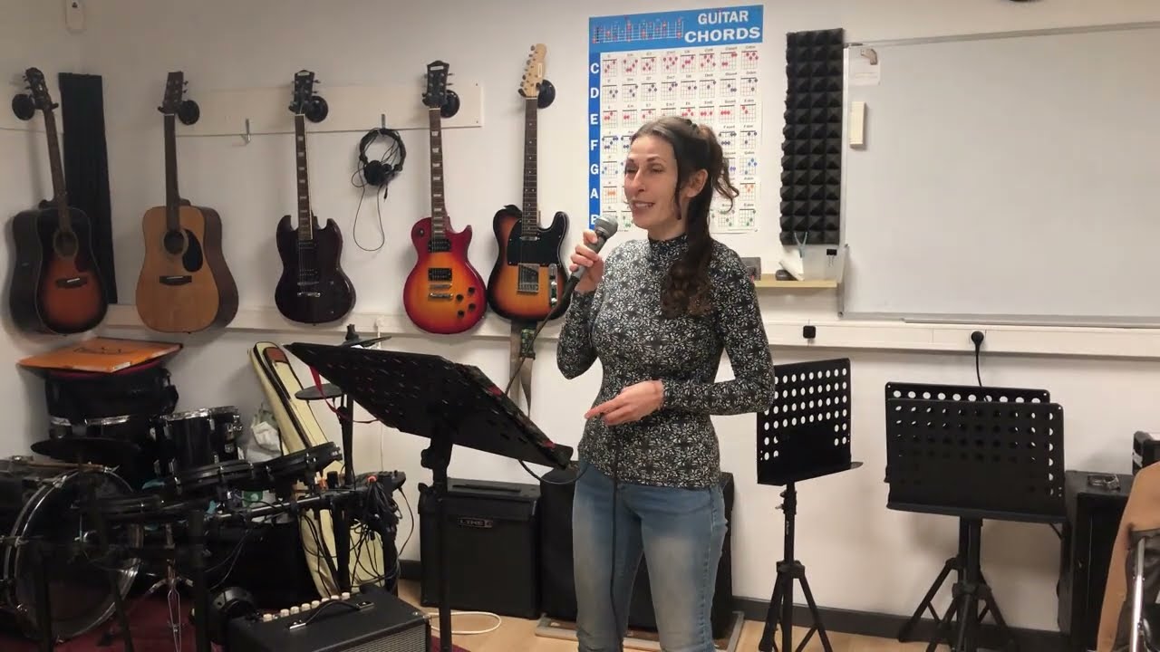 Неудержимая Unstoppable на русском - SIA (DeLuz)