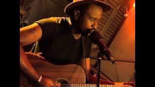 Majozi performs 'Darling' live (24 April 2015)