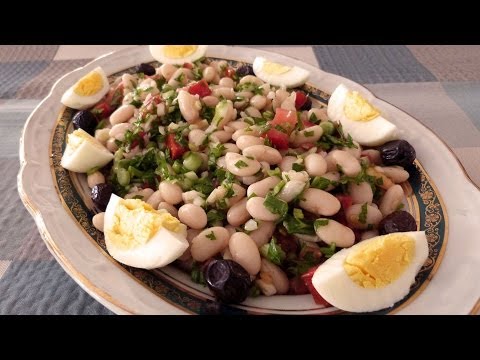 Видео рецепт Салат с белой фасолью