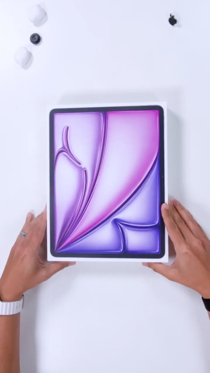 Unboxing the new  M4 iPad Air in Purple 💜 - YouTube