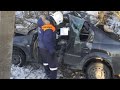 Страшное Дтп в новгородской области 11.03.2021 женщина-водитель на Renault Logan убила себя об опору