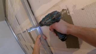 видео Как зашить ванну гипсокартоном, выравнивание стен и каркас
