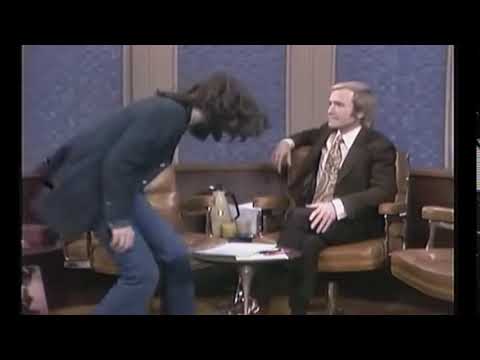 Yoko sat in that chair.