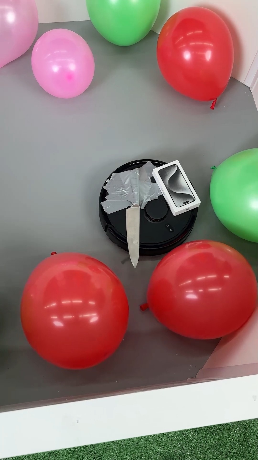 Roomba Balloon Roulette ?