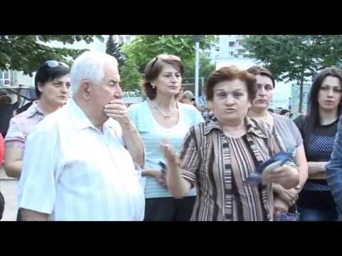 დიმიტრი ლორთქიფანიძე ვარკეთილის მეოთხე მიკრორაიონში მოსახლეობას შეხვდა 30.05.2014