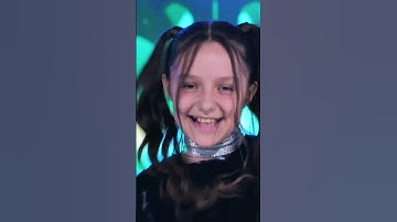 Thumbnail of Frunze Andreea - APT (ROSÉ & Bruno Mars)