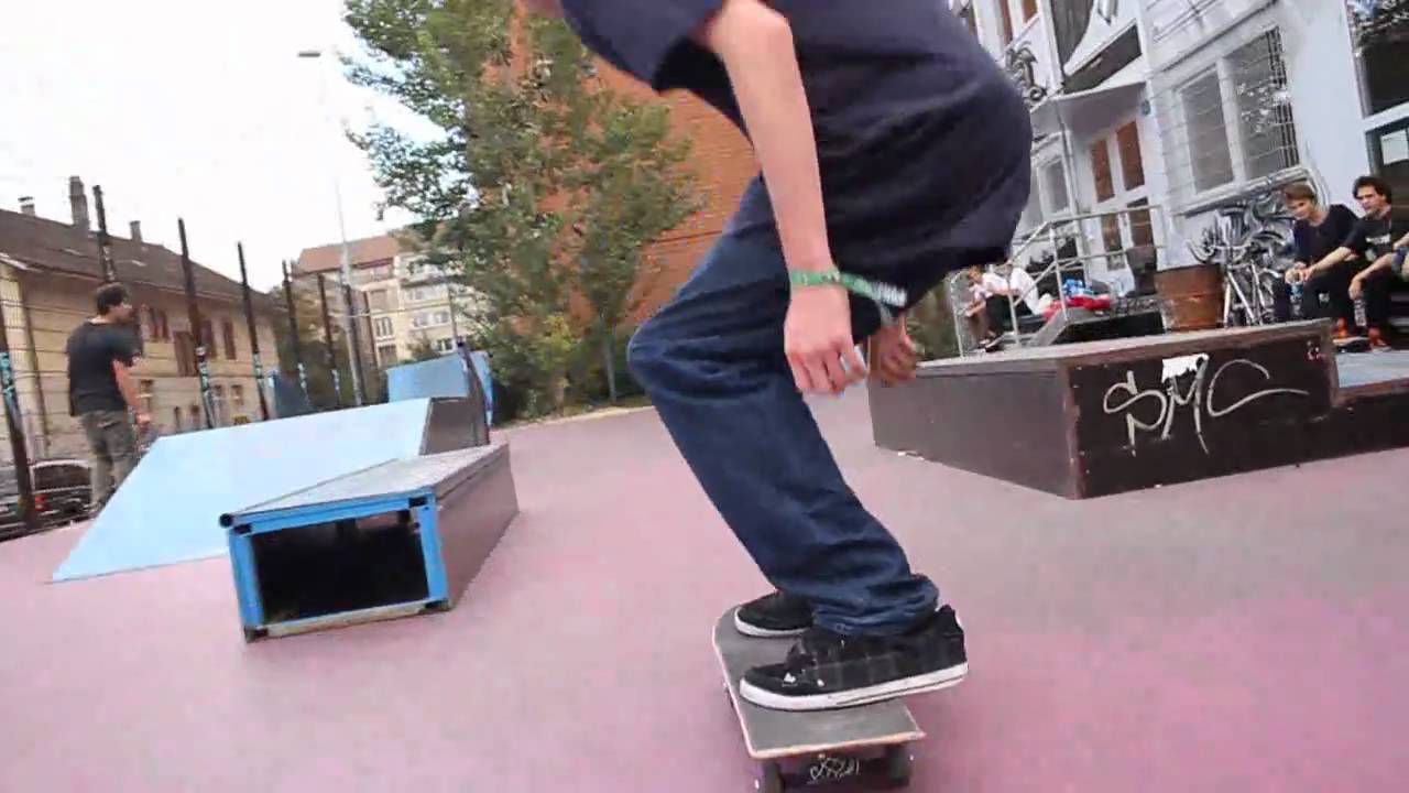 Miniclip I: Jugi Lines w Jimmy van Genabith & Dario Antonaci