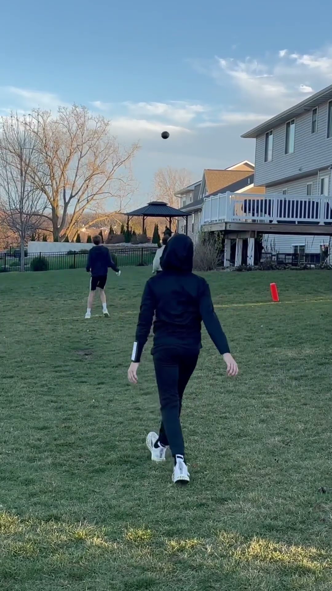 Richmond makes the incredible one hand catch for the touchdown?!! #football #sports #nfl #shorts