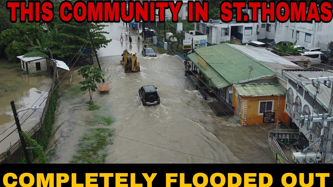 PLANTAIN GARDEN RIVER  FLOODS ENTIRE GOLDEN GROVE COMMUNITY ST.THOMAS JAMAICA