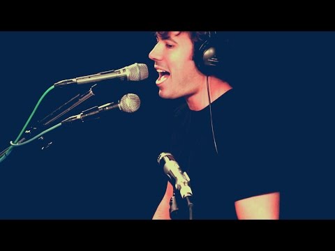 The Roots - "The Next Movement" (Live Looping) -- THROWBACK THURSDAY Week 26