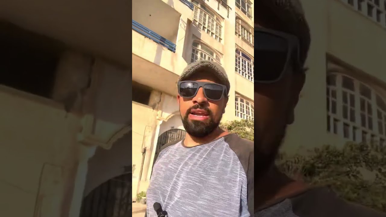 شقه أول نمره على البحر تبدأ الأسعار من ٥٠٠ جنيه و للحجز ‭٠١٠٠١٢٦٥٤٠٣