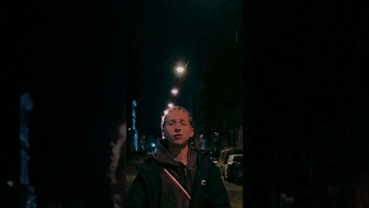 Это музыкальный бизнес 