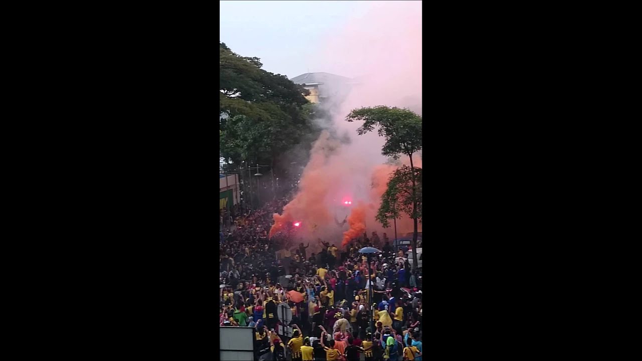 Corteo - Ultras Malaya Final AFF Suzuki Cup 2014