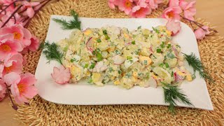 Potato salad with egg and horseradish sauce