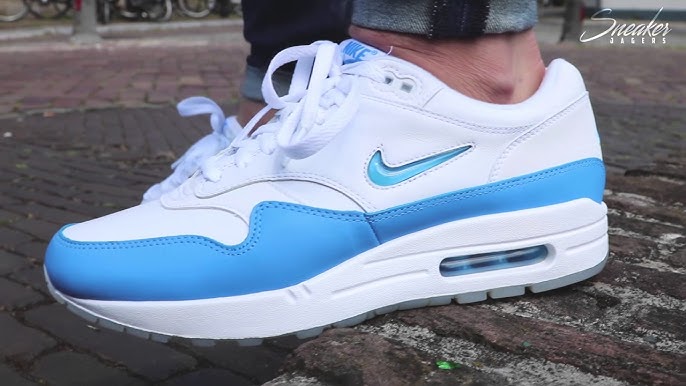 Slight Shades Of Blue On The Nike Air Max 1 Premium •