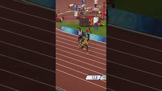 Bolt s first 200m gold! 😍🥇