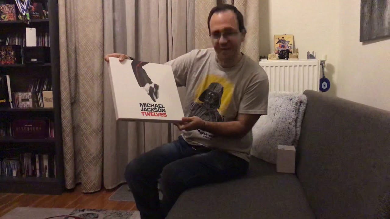 Unboxing Michael Jackson Twelves - YouTube